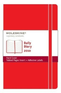 AGENDA JOURNALIER 2010 POCHE COUV. RIGIDE ROUGE - MOLESKINE