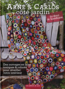Arne et Carlos côté jardin. Des ouvrages en laine toniques et colorés pour réveiller votre intérieur - ARNE ET CARLOS