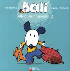 Bali : Bali a un nouveau lit - RICHARD/MAGDALENA