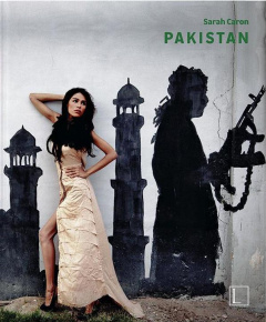 Pakistan. Là où les montagnes pleurent, Edition français-anglais-allemand - Caron Sarah