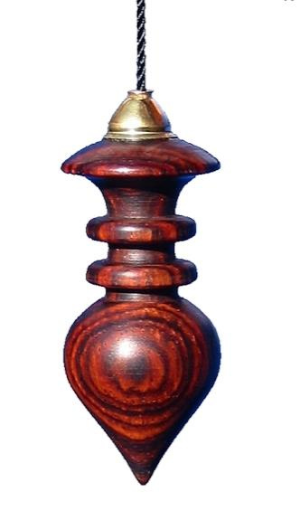 Emprunter PENDULE EN BOIS HORUS livre