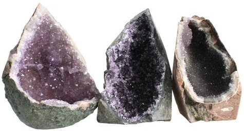 Emprunter GEODE AMETHYSTE - QUALITE A - ENTRE 300 ET 500 GRS livre