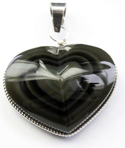Emprunter PENDENTIF COEUR OBSIDIENNE OEIL CELESTE - MONTURE TORSADEE livre
