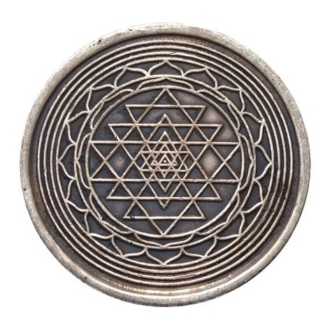 Emprunter PIECE SACREE SHRI YANTRA CUIVRE 4 CM livre