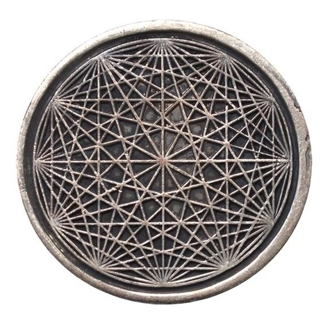 Emprunter PIECE SACREE DODECAGRAMME CUIVRE 4 CM livre