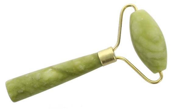 Emprunter ROULEAU DE MASSAGE VISAGE ET CORPS EN JADE VERT livre