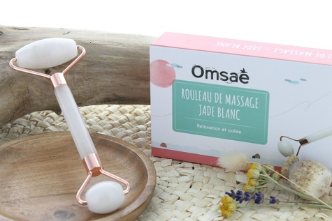Emprunter ROULEAU DE MASSAGE EN JADE BLANC livre
