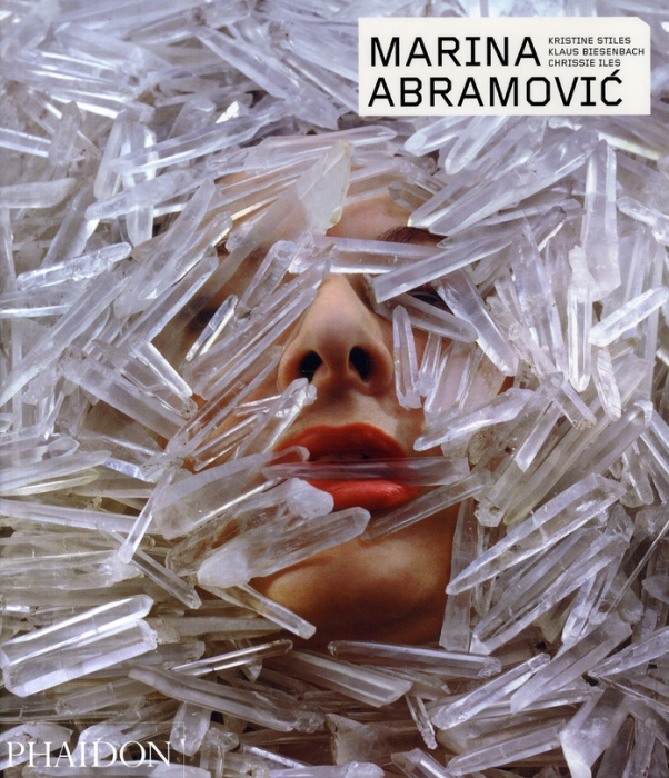 Emprunter Marina abramovic livre