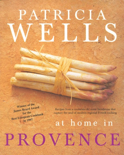 Emprunter AT HOME IN PROVENCE livre