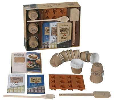 Emprunter Coffret Le meilleur de Nestlé Dessert. Avec accessoires de cuisine livre