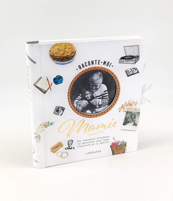 Emprunter Raconte-moi Mamie. Tes souvenirs d'enfance, ta rencontre avec Papy, l'histoire de la famille... livre