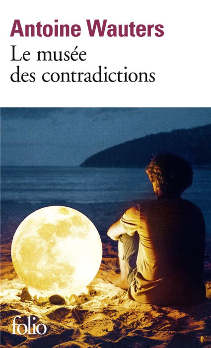 Emprunter Le musée des contradictions livre