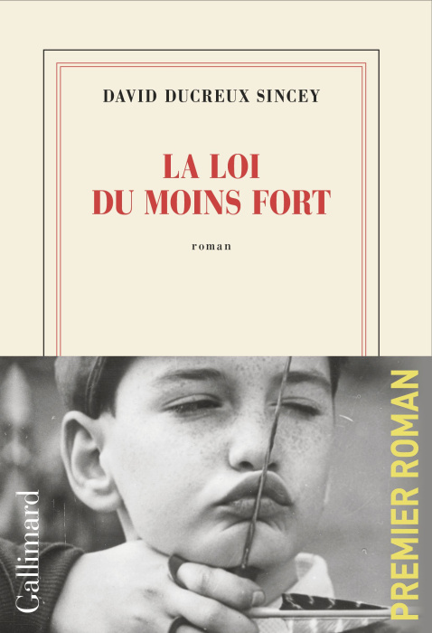 Emprunter La loi du moins fort livre