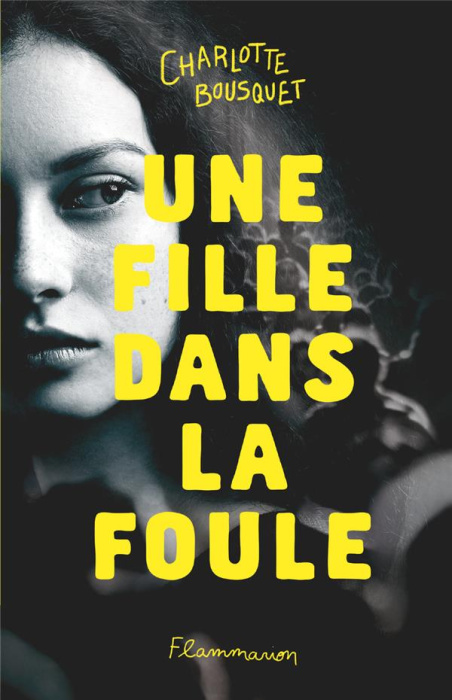 Emprunter Une fille dans la foule livre