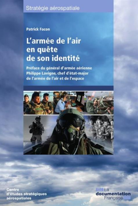 Emprunter L’armée de l’air en quête de son identité livre