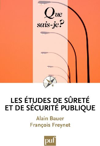 Emprunter Les études de la sécurité publique livre