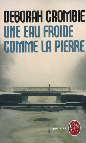 Emprunter Une eau froide comme la pierre livre