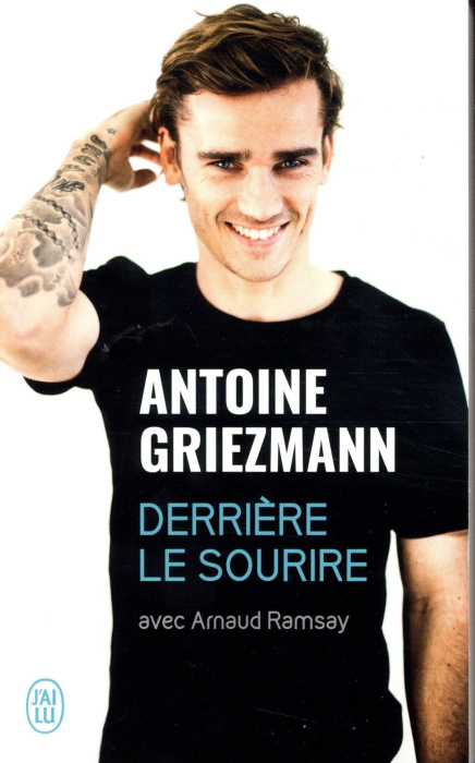 Emprunter Derrière le sourire livre