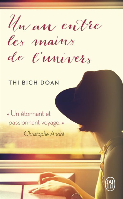 Emprunter Un an entre les mains de l'univers. Et si vous décidiez de vraiment lâcher prise ? livre