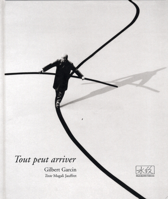 Emprunter Tout peut arriver livre