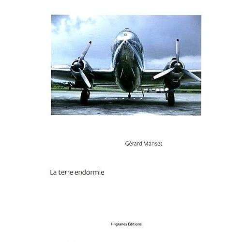 Emprunter La terre endormie livre