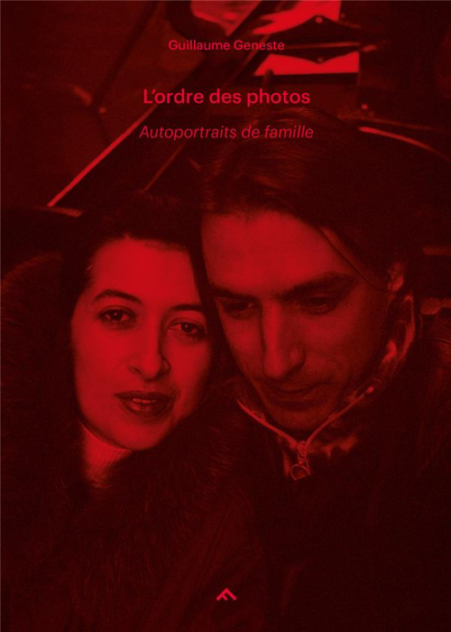 Emprunter L'ordre des photos. Autoportraits de famille #1 (1992-1999), Edition bilingue français-anglais livre