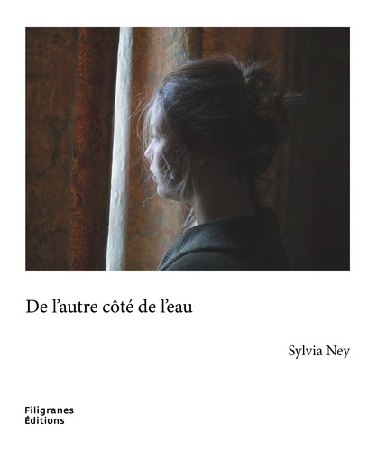 Emprunter De l'autre côté de l'eau livre