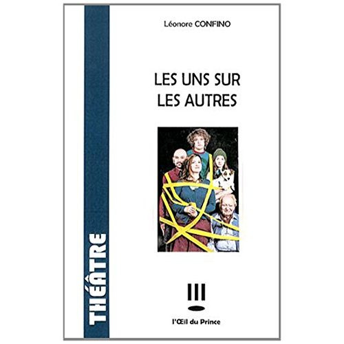 Emprunter Les uns sur les autres livre