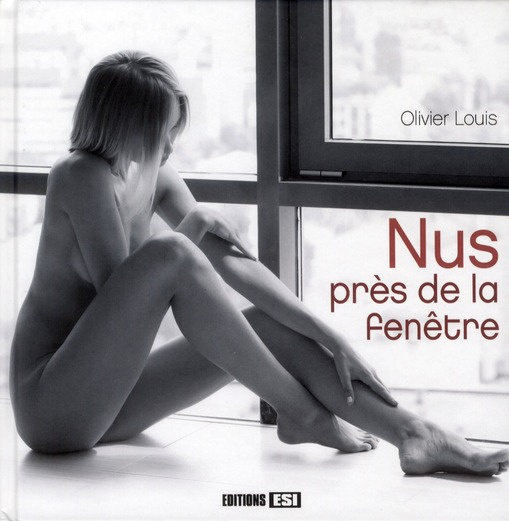 Emprunter Nus près de la fenêtre livre