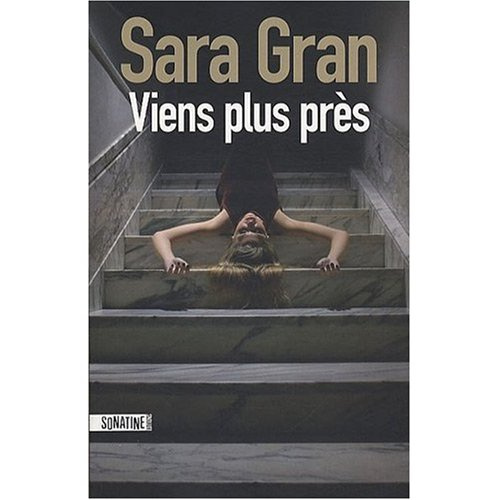 Emprunter Viens plus près livre