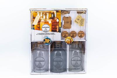 Emprunter Mes rhums & punchs arrangés. Avec 3 bouteilles en verre gravé ; 6 bouchons en liège gravé ; 1 livre livre