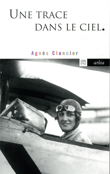 Emprunter Une trace dans le ciel livre