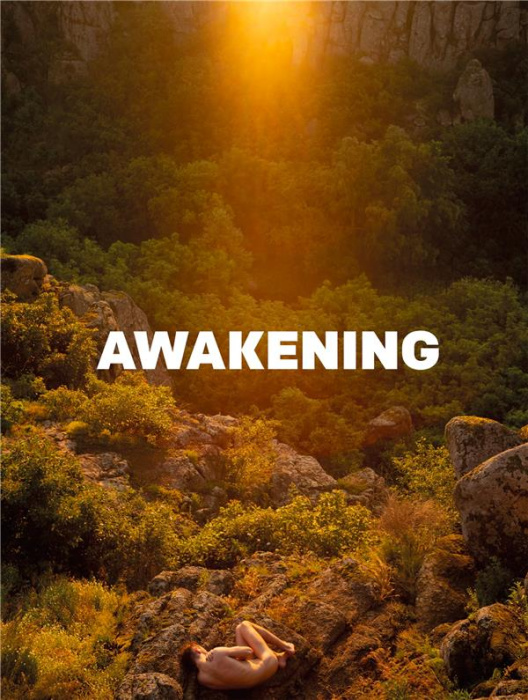Emprunter Awakening. L'éveil de la nature et du corps, Edition bilingue français-anglais livre