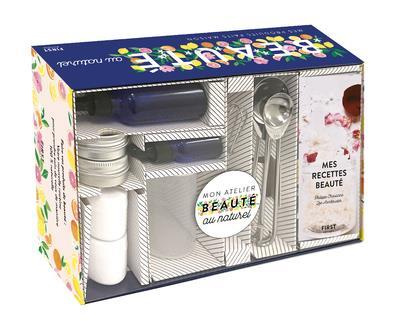 Emprunter Coffret Mon atelier beauté au naturel. Avec 1 verre mesureur, 1 mini-fouet en inox, 2 cuillères dose livre