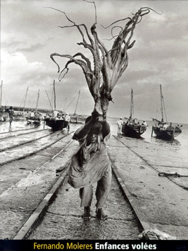 Emprunter Enfances volées livre