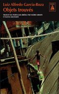 Emprunter Objets trouvés livre