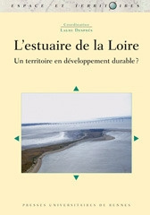 Emprunter L'estuaire de la Loire. Un territoire en développement durable ? livre