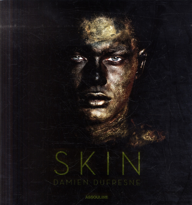 Emprunter SKIN VERSION BILINGUE livre