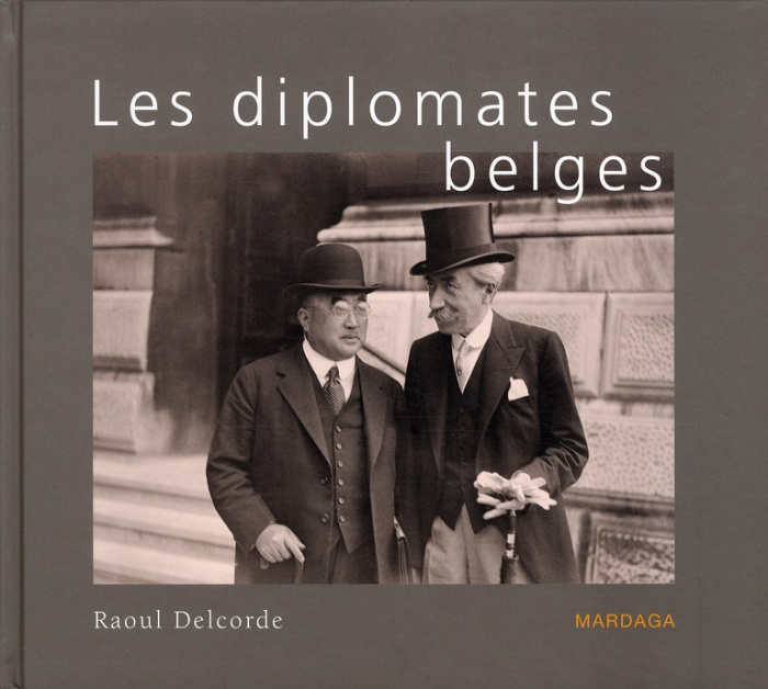 Emprunter Les diplomates belges livre