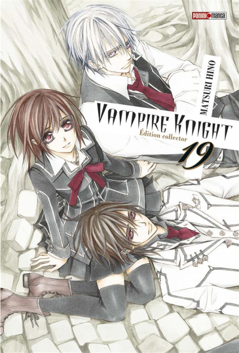 Emprunter Vampire Knight Tome 19 : Edition collector accompagné d'un artbook livre