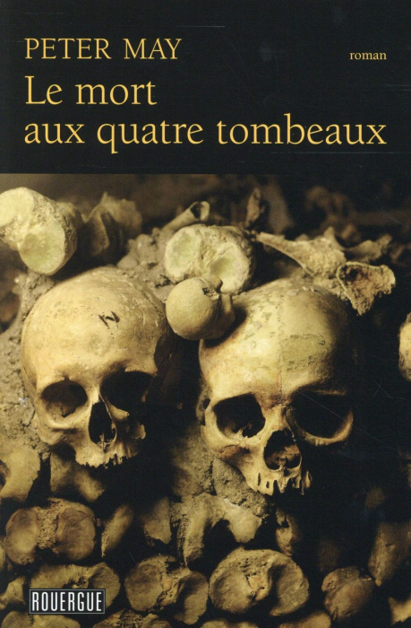 Emprunter Le mort aux quatre tombeaux livre
