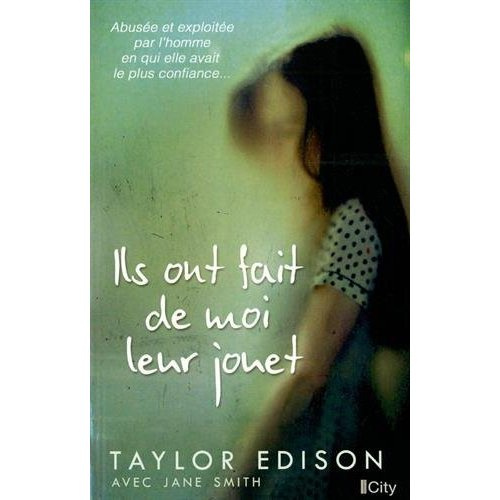 Emprunter Ils ont fait de moi leur jouet livre