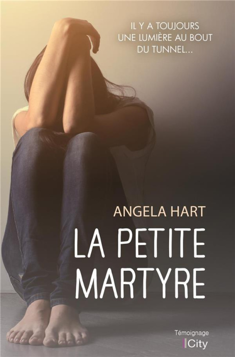 Emprunter La petite martyre livre