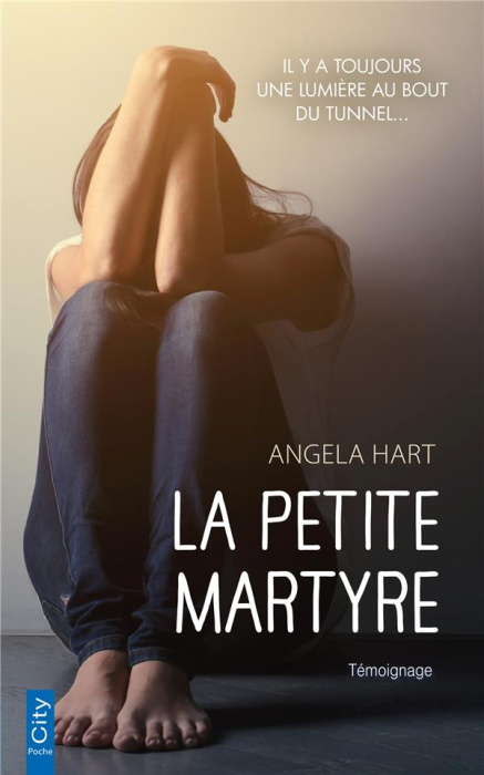 Emprunter La petite martyre livre