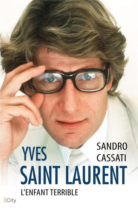 Emprunter Yves Saint Laurent livre
