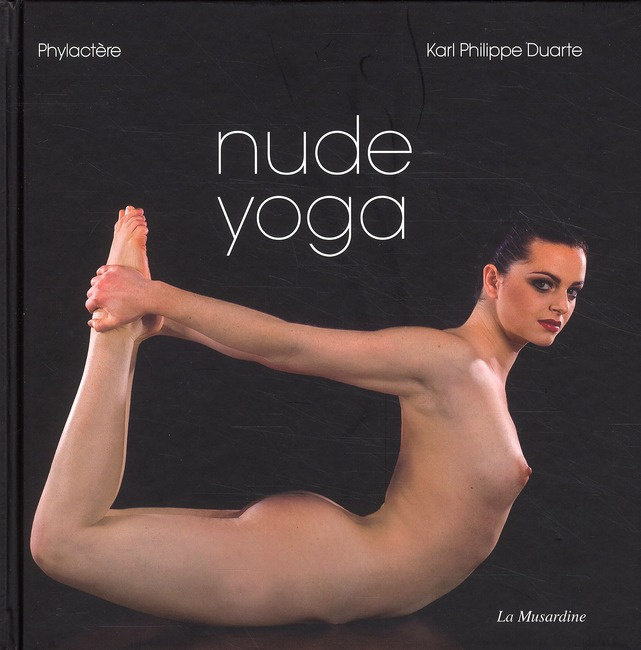 Emprunter Nude Yoga livre