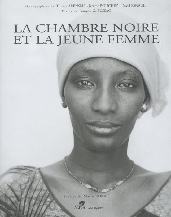 Emprunter La chambre noire et la jeune femme livre