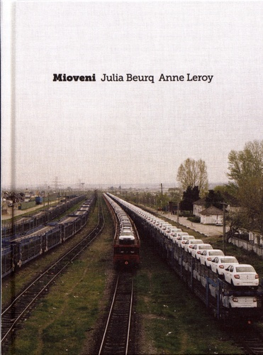 Emprunter Mioveni. Edition bilingue français-roumain livre