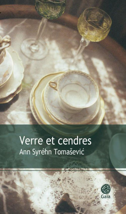 Emprunter Verre et cendres livre