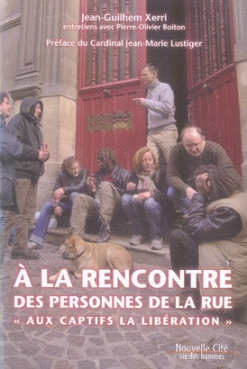 Emprunter A la rencontre des personnes de la rue. 